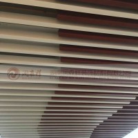 “湖南铝方通,湖南U型铝方通,湖南方通天花,湖南仿木纹铝方通天花,铝单板,Z型勾搭龙骨,U型铝方通龙骨,A字龙骨价格”
