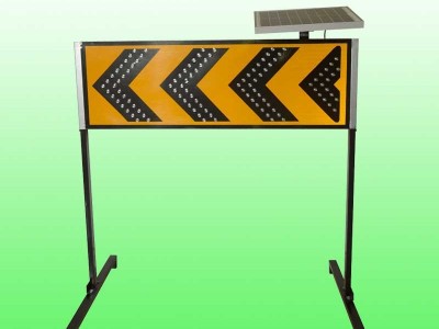 太阳能导向灯 诱导标志牌led交通设施产品齐全图2