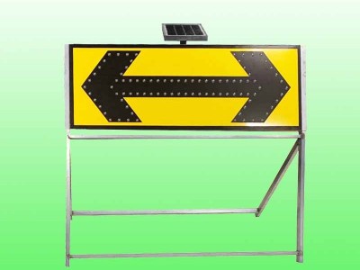 太阳能导向灯 诱导标志牌led交通设施产品齐全图3